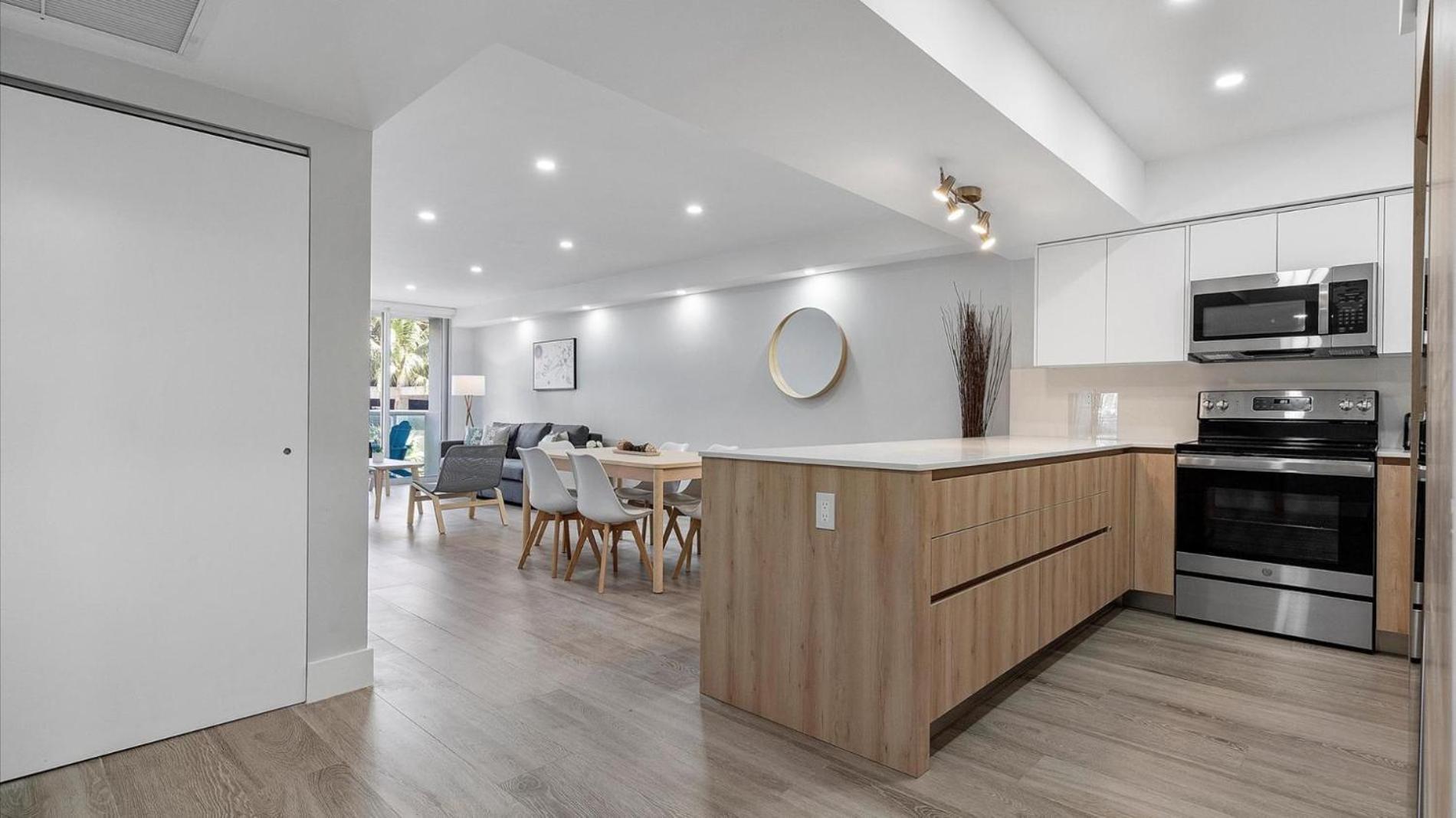 Ocean Reserve Luxury Condos Across From Sunny Isles Beach ميامي بيتش المظهر الخارجي الصورة
