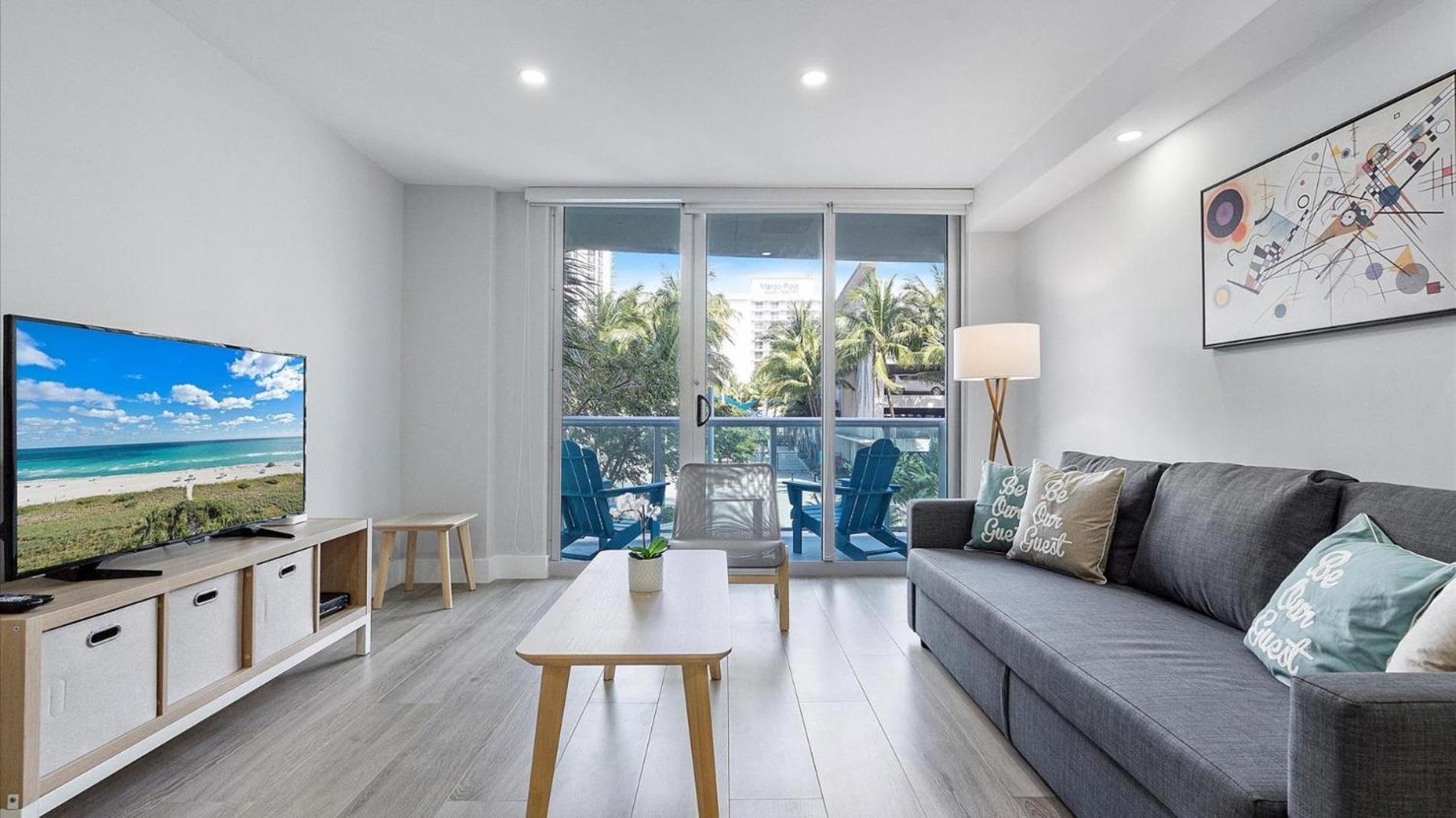 Ocean Reserve Luxury Condos Across From Sunny Isles Beach ميامي بيتش المظهر الخارجي الصورة