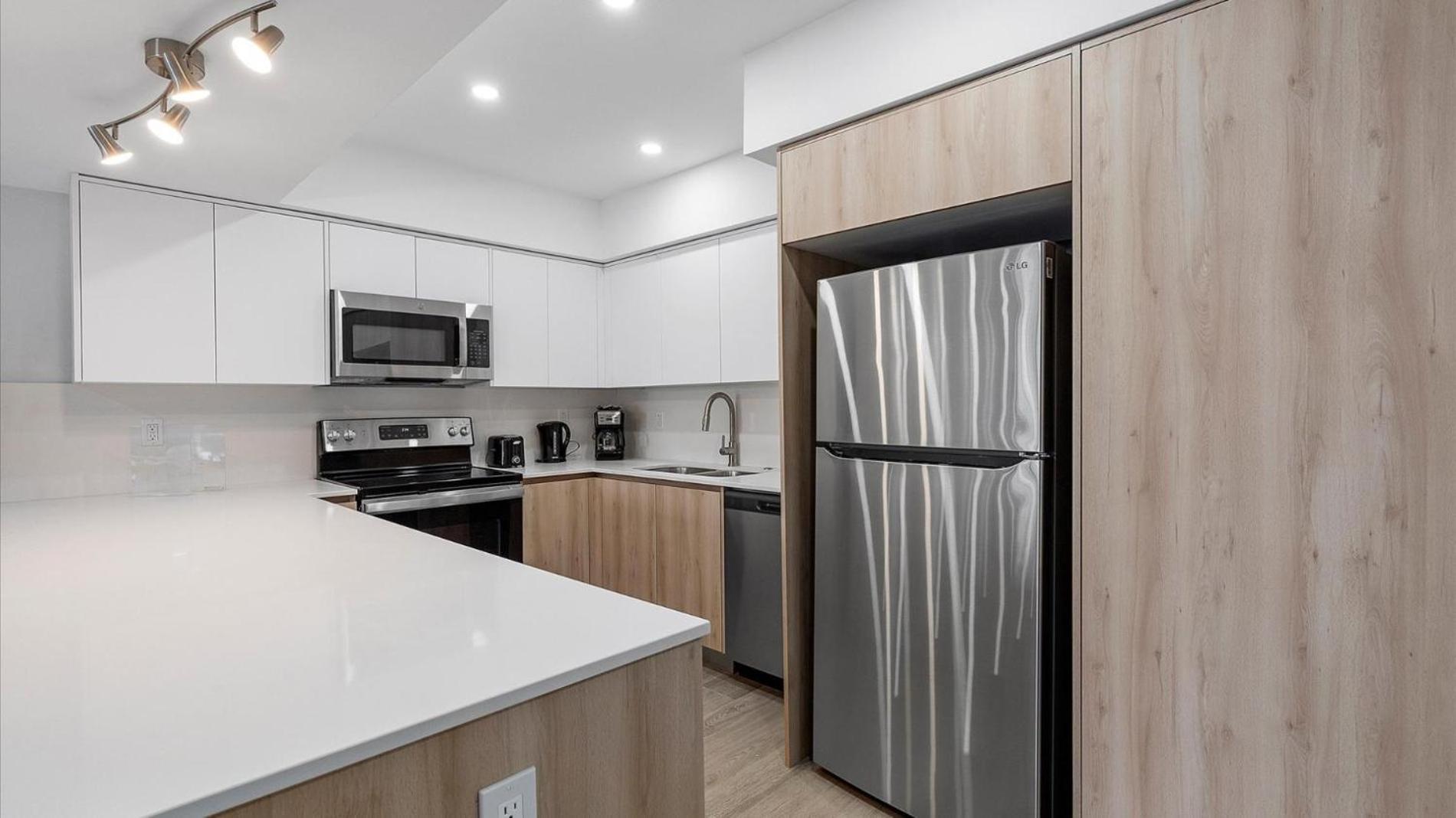 Ocean Reserve Luxury Condos Across From Sunny Isles Beach ميامي بيتش المظهر الخارجي الصورة