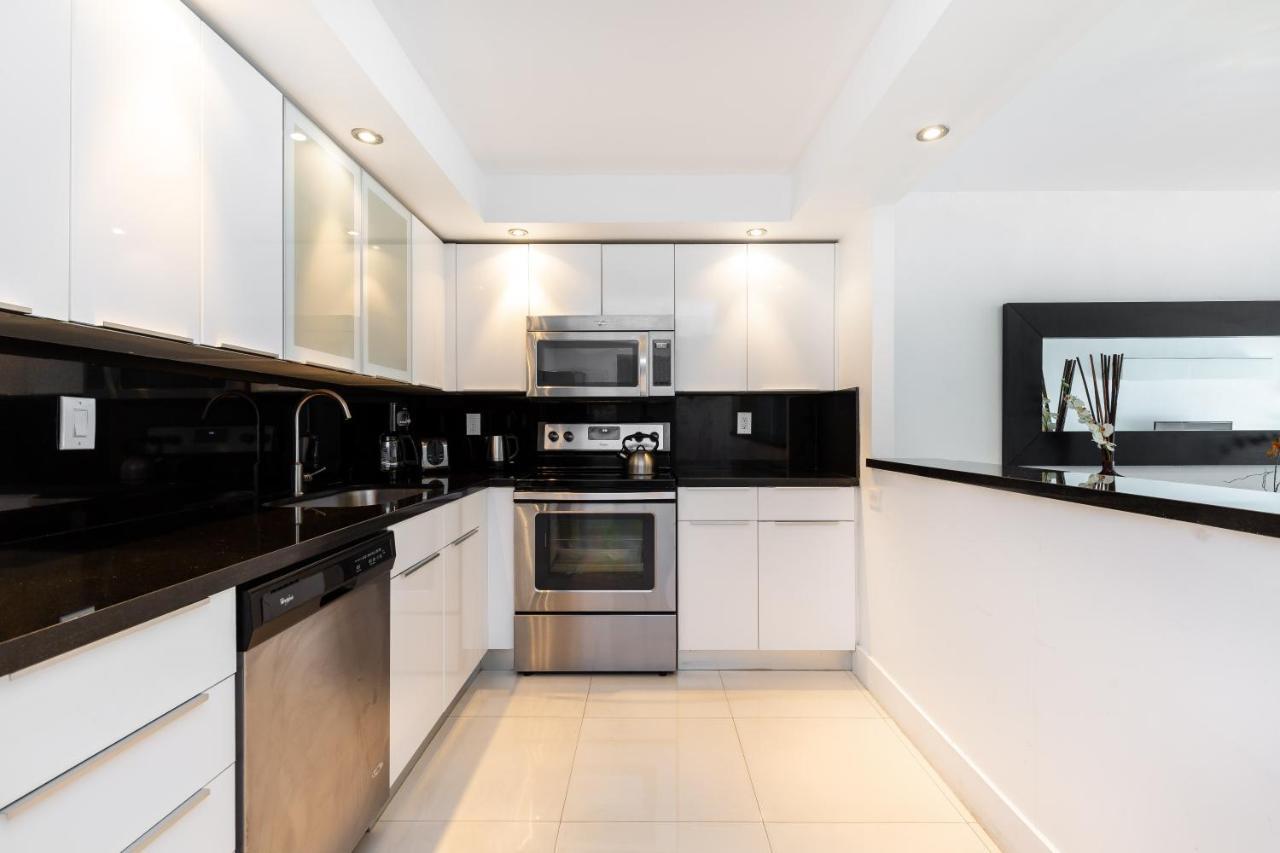 Ocean Reserve Luxury Condos Across From Sunny Isles Beach ميامي بيتش المظهر الخارجي الصورة