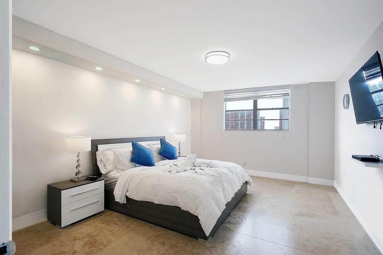 Ocean Reserve Luxury Condos Across From Sunny Isles Beach ميامي بيتش المظهر الخارجي الصورة